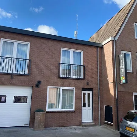 Four Seasons Zuiderstraat * Egmond aan Zee