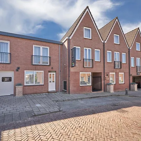 Four Seasons Zuiderstraat Egmond aan Zee