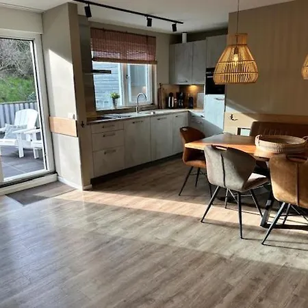 Four Seasons Zuiderstraat Egmond aan Zee