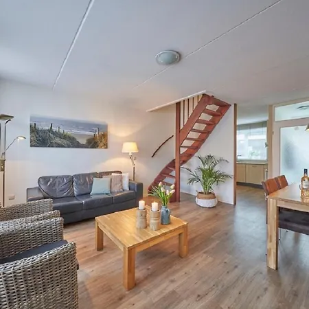 Four Seasons Zuiderstraat アパート エグモント・アーン・ゼー
