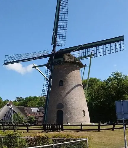 Four Seasons Zuiderstraat *