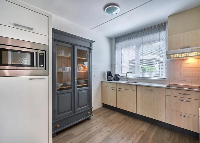 Four Seasons Zuiderstraat 아파트 에크몬드안지