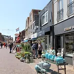 Four Seasons Zuiderstraat شقة
